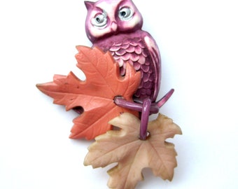 1930s Vintage Celluloid OWL Charm Brooch with Dangling Leaves, Vintage Old Plastic Celluloid Novelty Brooch, Fall Leaves, Vintage Jewelry