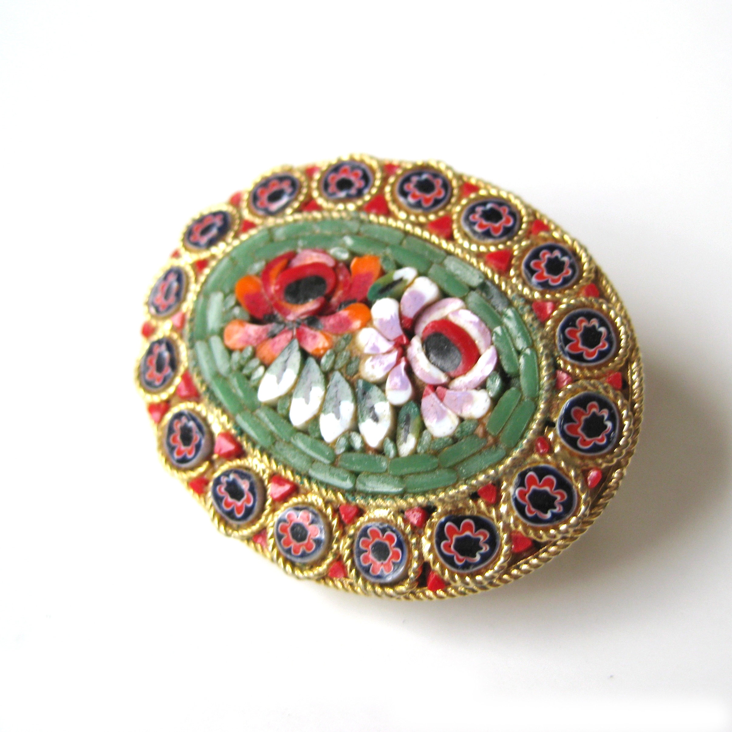 Mosaic brooch deals