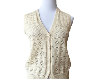 Burberrys Vintage Knit Vest, Wool Knit Vest, Ivory Knit Vest with Open Weave, Flower Shaped Buttons Color, Burberrys of London Sweater Vest