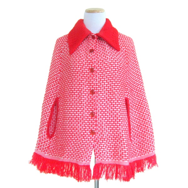 1970s Vintage Knit Cape with Large Collar, MOD Red and White Cape, Light Weight Knit Cape, Spring Coat, Boho Chic Knit Cape, Burmell Tag