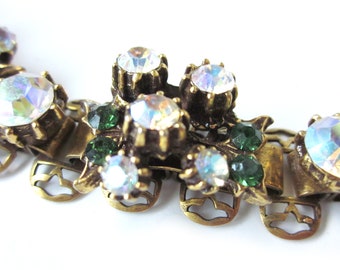 Bracelet Vintage Fleur Relief Cristaux Boréalis - Couleur Or - Modèle 4863