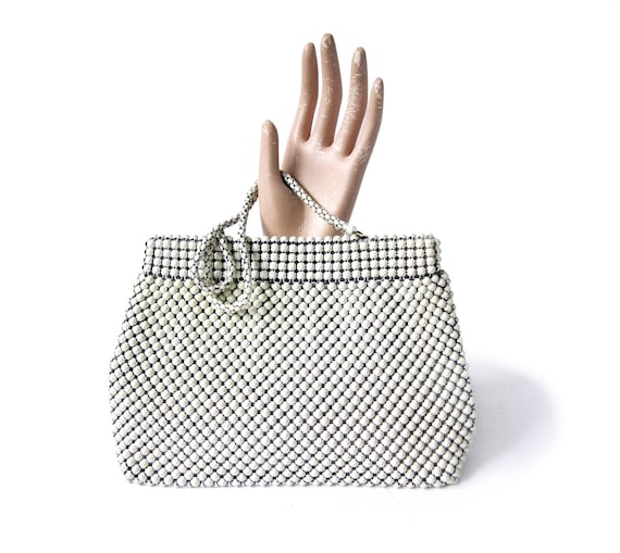 1960s Vintage Whiting and Davis Mesh Bag Purse, Ivory Enamel Metal Mesh Handbag, Designer Evening Bag, White and Handbag, Gift for Her