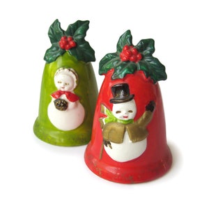 Saleiros e pimenteiros vintage lefton de natal com boneco de neve e mulher de neve, colecionáveis de natal vintage, decoração retrô de natal, japão