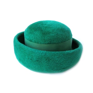Vintage Gwen Pennington faux fur & suede cloche Vintage | Accessories | Vintage Gwen Pennington Faux Fur  main image 4
