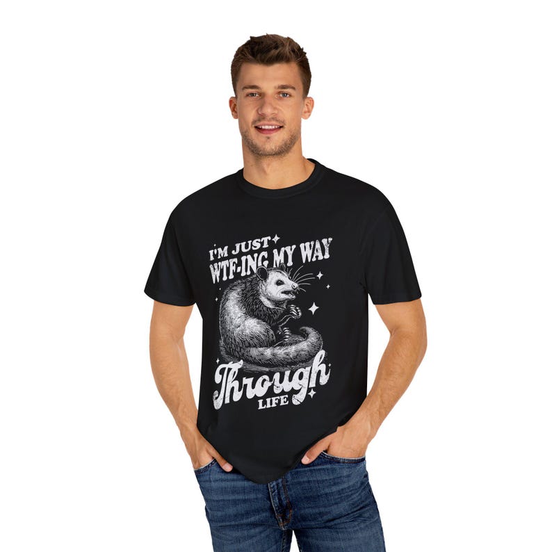 Comfort Colors Funny Possum T-shirt: eigenzinnig T-shirt met afbeelding Black