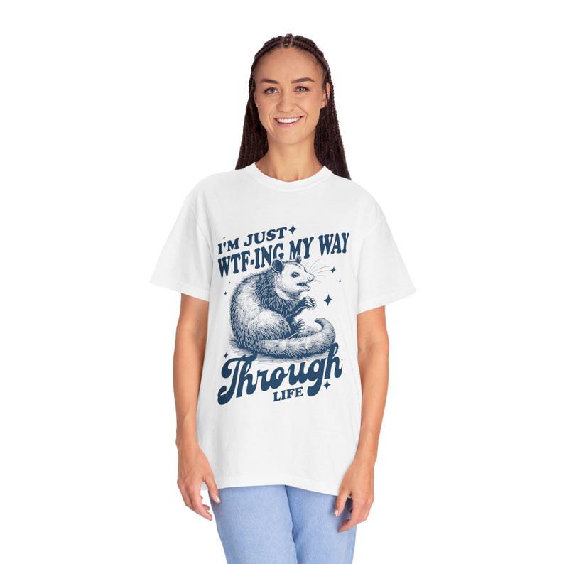 Comfort Colors Funny Possum T-shirt: eigenzinnig T-shirt met afbeelding White