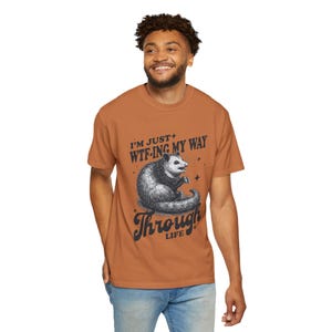 Comfort Colors Funny Possum T-shirt: eigenzinnig T-shirt met afbeelding Yam