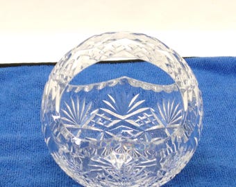 Crystal Clear Industries Bride's Basket Vintage Hand Cut 24% Lead Crystal 1980s Decorative Centerpiece