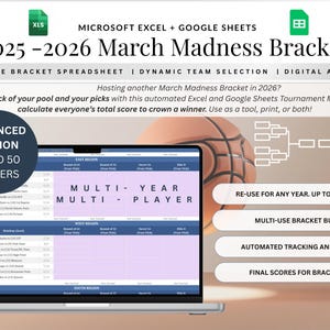 Puede incluir: Una taza de cerámica blanca con un asa negra y el texto "But First, Coffee" en negro, con una fuente de estilo manuscrito. La taza está sobre una superficie blanca.