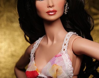 OOAK Fashion Royalty FR16 16 inch pop Elsa Lin SEREN opnieuw geverfd en opnieuw vormgegeven en aangekleed