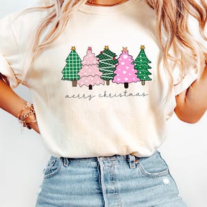 Merry Christmas Tree Shirt, Merry & Bright Christmas Tree Shirt, Womens Christmas Shirt, Cute Christmas Shirt, Holiday Shirt, Christmas Gift