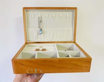 Personalized Wooden Jewelry Box, Engraved Travel Jewelry Organizer, Large Custom Jewelry Storage, Bridesmaid Gift, Gift for Her, Cherry wood