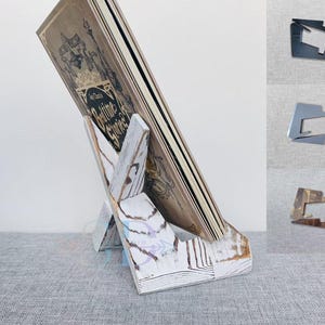 Minimalist Wooden Cookbook Stand | Recipe Book Holder | Wood Book Stand | Photo Frame Display Stand | Vinyl Record Display,Wood display rack