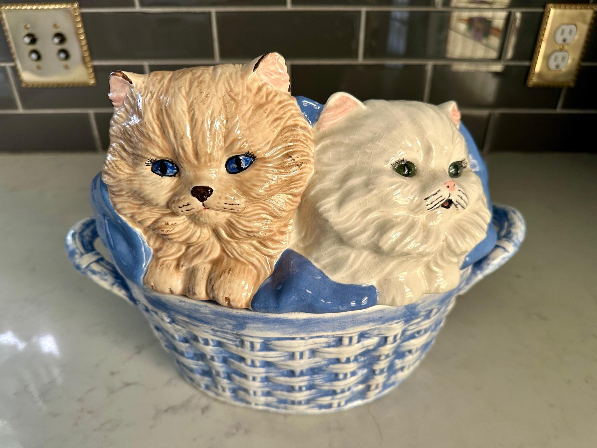 Vintage Ceramic Cats in a Basket Cookie Jar Circa 1970, Blue and