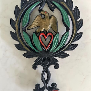 Vintage Cast Iron Eagle Trivet with Hearts & Laurel, 1949 by JZH, Antique Pot Holder Black Iron Wall Hanging, Vintage Americana Home Decor