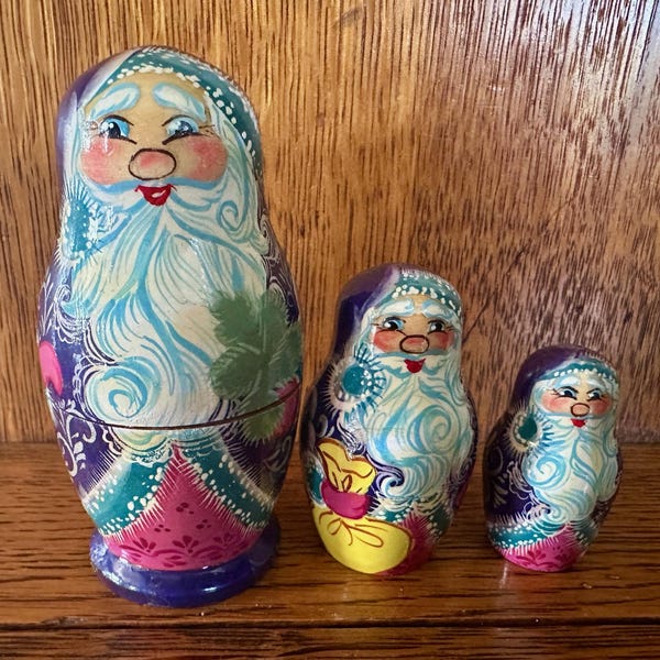 Vintage Santa Claus Russian Nesting Dolls, Set of 3 Folk Art Christmas Nesting Dolls, Handpainted Old World Holiday Decor
