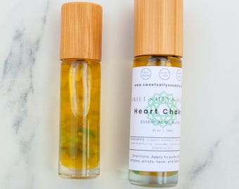 Heart Chakra Essential Oil Roller with Crystals: Aromatherapy, Yoga, Meditation