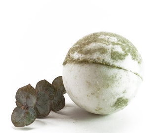 Green Tea Detox Bath Bomb, Therapeutic Bath, All Natural, Essential Oils