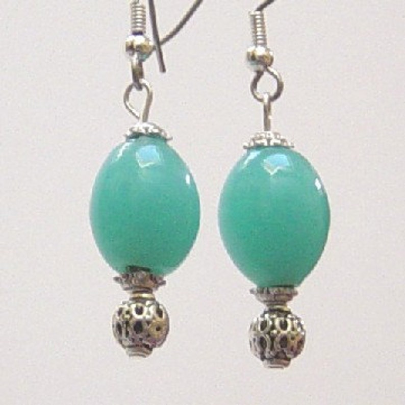 Blue Earrings Turquoise Earrings Nickel free Earrings with Blue Glass Beads Blue Dangle Earrings