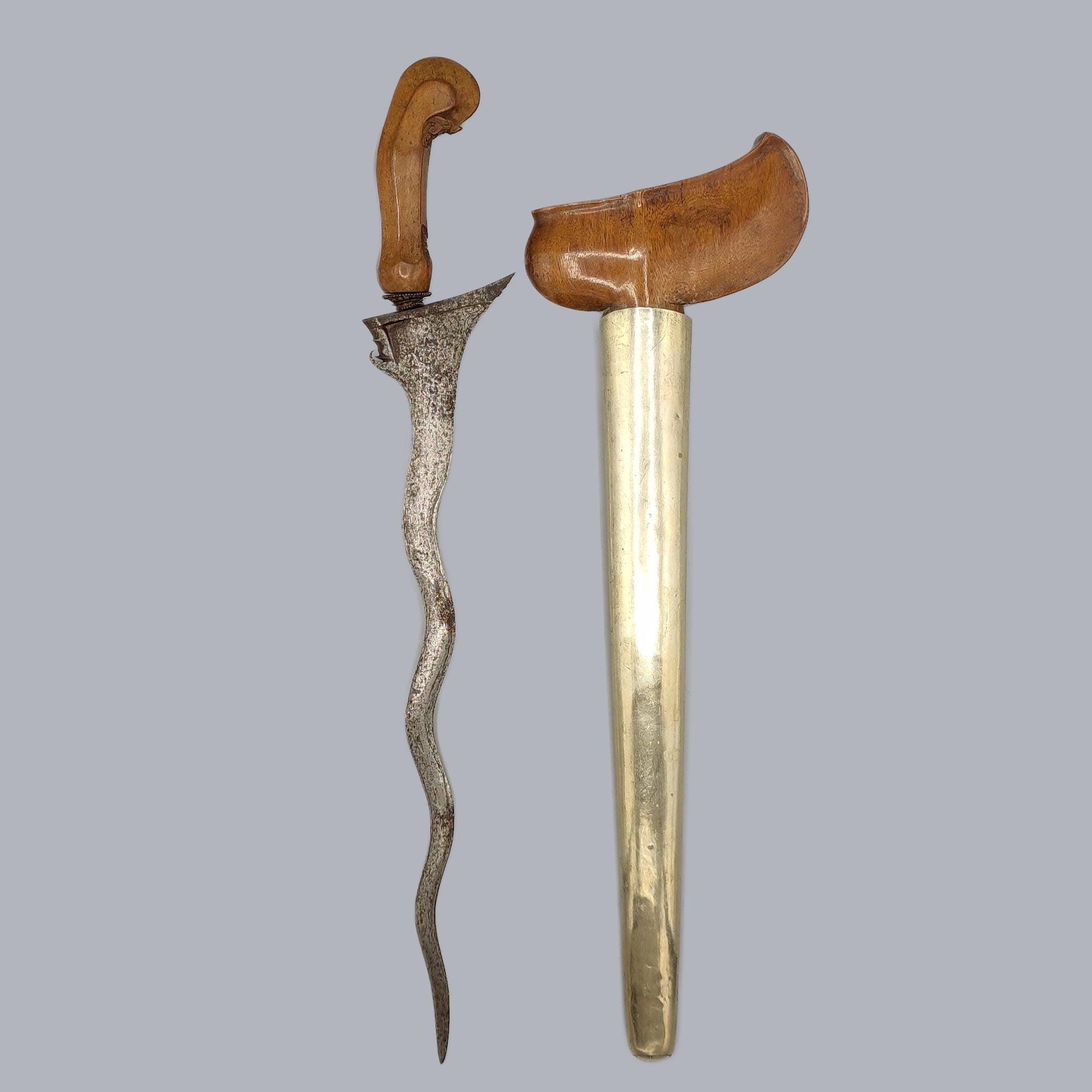 波状の刃のダガー　クリス　インドネシア 波状の刃のダガー クリス インドネシア - メルカリ