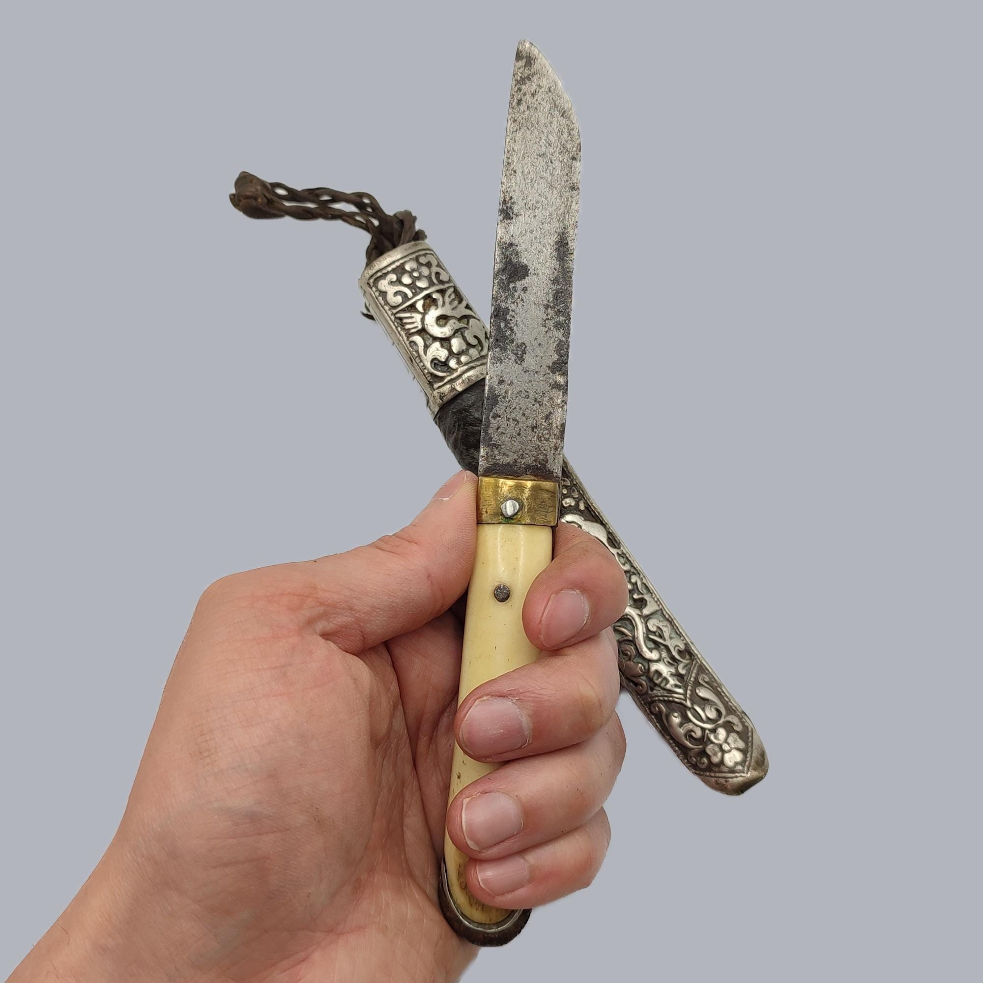 Antique Tibetan Belt Knife 1800s 1900s 19th Century 20th Antique Tibetan Belt Knife 1800s 1900s 19th Century 20th