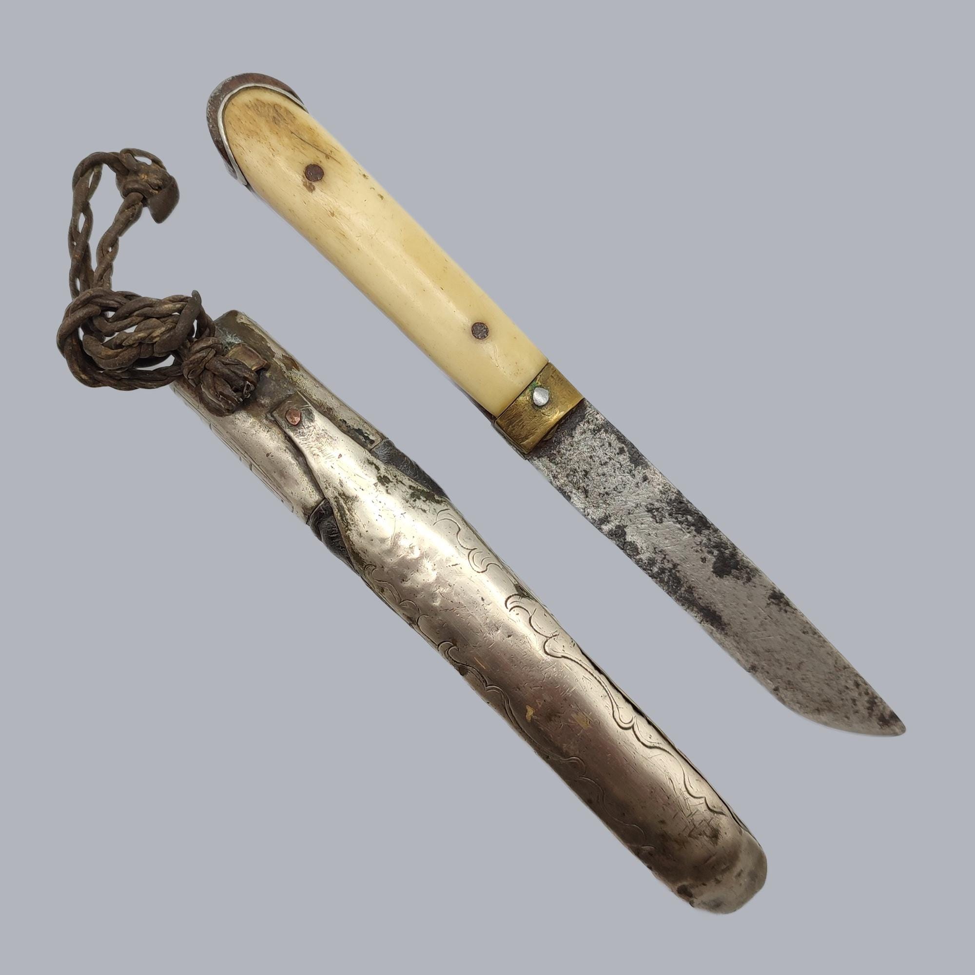 Antique Tibetan Belt Knife 1800s 1900s 19th Century 20th Antique Tibetan Belt Knife 1800s 1900s 19th Century 20th