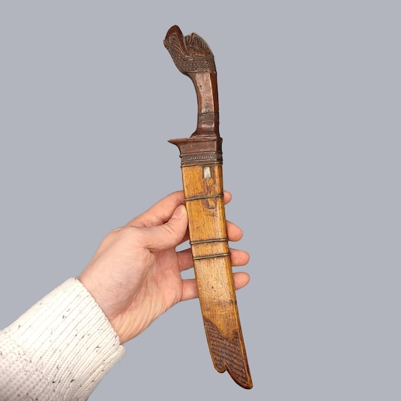 Antique Malayan Golok Knife Eagle Head Shaped Wooden Handle Sheath