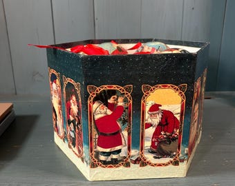 Vintage 1995 C&F Enterprises 12 Antique Paper DeCoupage Santa X-Mas Ornaments