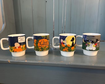 Peanuts Halloween “It’s the Great Pumpkin, Charlie Brown” Set of 4 Stackable Mugs with Wire Rack - Made by Zrike