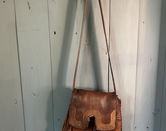 Vintage 1970’s Dark Brown Leather Saddle Shoulder Purse - Unbranded | Boho Chic
