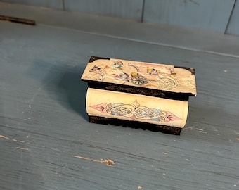 Antique 1900’s Turkish or Indo-Persian Trinket Box - Handcrafted & Hand Painted
