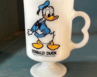 Vintage 1970’s Disney Donald Duck Milk Glass Pedastal Mug