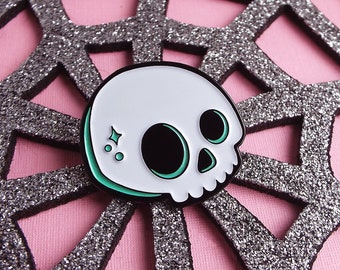 Skull Email - Reverspin - Skull Pin