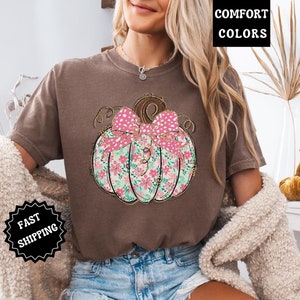 Pumpkin Floral Shirt Comfort Colors Fall Shirt Fall Womenswear Oversized Crewneck Women&#39;s Fall Pumpkin Shirt Trendy Fall Tee Thanksgiving
