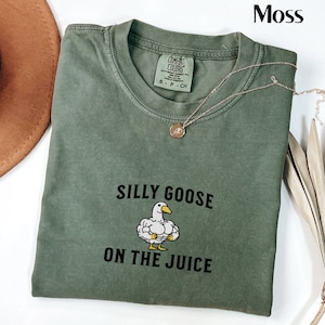 Comfort Colors Embroidered Goose Shirt Silly Goose T-Shirt Embroidered Goose Crewneck Shirt Silly Goose Shirt Funny Shirt Gift Animal Shirt