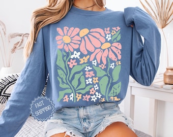 Floral Comfort Colors Long Sleeve Shirt, Cute Spring Flower Graphic Tee for Women, Soft Vintage Botanical Top, Casual Floral Outfit Gift