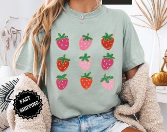Cute Strawberry Shirt, Comfort Colors Summer Tee, Cottagecore Strawberry Aesthetic, Botanical Garden Tshirt, Berry Graphic Tee, Gift for Her