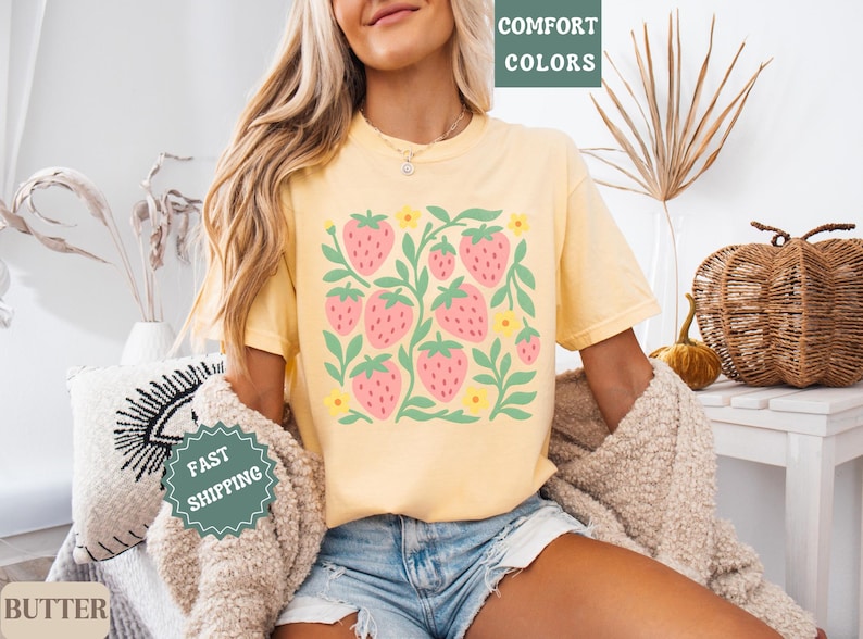 Strawberry Comfort Colors Shirt Fruit Graphic Tee Cottagecore T-Shirt Farmers Market Top Garden Girl Tee Strawberry Festival Shirt Gift Butter