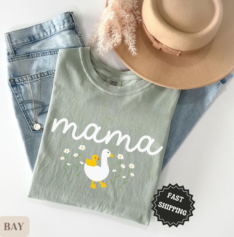 goose mama tee