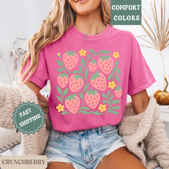 Strawberry Comfort Colors Shirt Fruit Graphic Tee Cottagecore T-Shirt Farmers Market Top Garden Girl Tee Strawberry Festival Shirt Gift