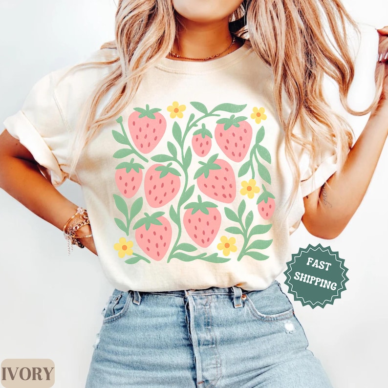 Strawberry Comfort Colors Shirt Fruit Graphic Tee Cottagecore T-Shirt Farmers Market Top Garden Girl Tee Strawberry Festival Shirt Gift Ivory