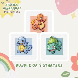 Peut inclure: Un ensemble de trois patrons de point de croix représentant les Pokémon de départ : Salamèche, Carapuce et Bulbizarre. Les motifs sont présentés sur des carrés blancs avec des fonds colorés. Le texte "ATELIER GINGEMBRE PDF PATTERN" et "BUNDLE OF 3 STARTERS" est également visible.