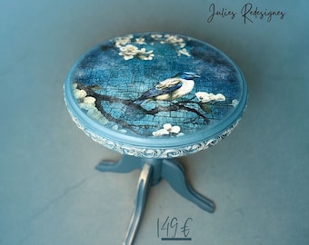 Table, side table, blue, bird, handmade, upcycling, vintage, hand-painted, country house, Dixie Belle
