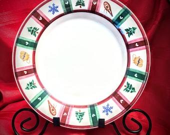 Vintage dishes - Pfaltzgraff Holiday Dinner Plates, Set of 4 - Snow Bear Stoneware