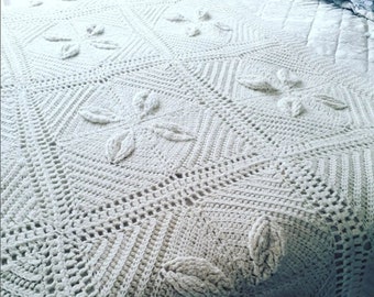 CROCHET PATTERN Apple Leaf Afghan - PDF Download