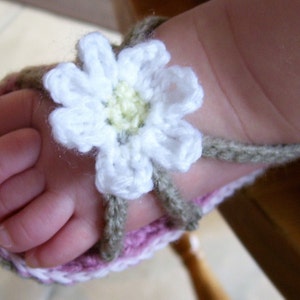 CROCHET PATTERN Daisy Baby Flip Flops Baby and Toddler PDF Download image 2