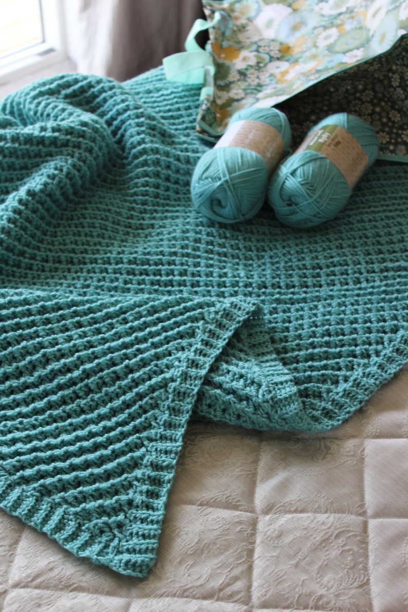 CROCHET PATTERN C2C Reversible Waffle Blanket - Make to Any Size - PDF Download image 2