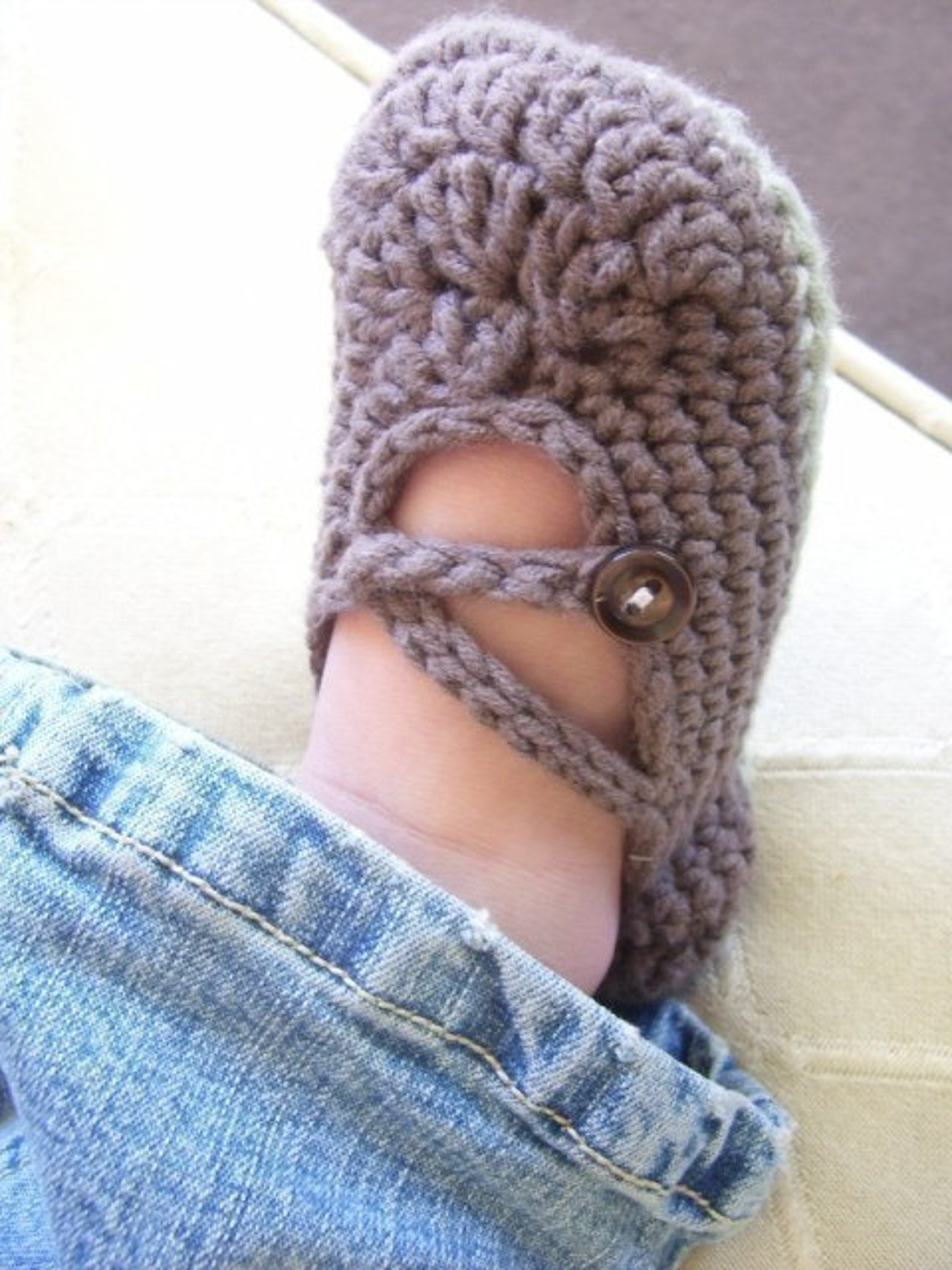 download now - crochet pattern cross-strap ballet flats - baby/toddler - pattern pdf
