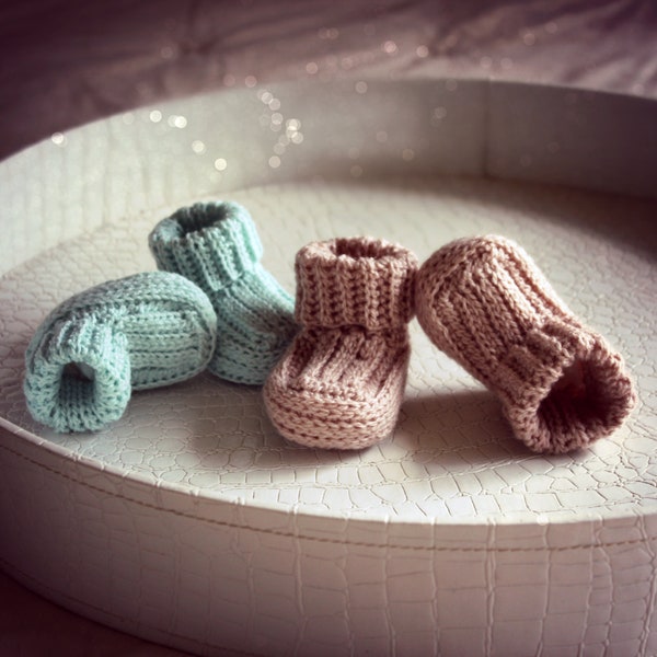 CROCHET PATTERN Not Knit Booties - Sizes 0-18 months - PDF Download