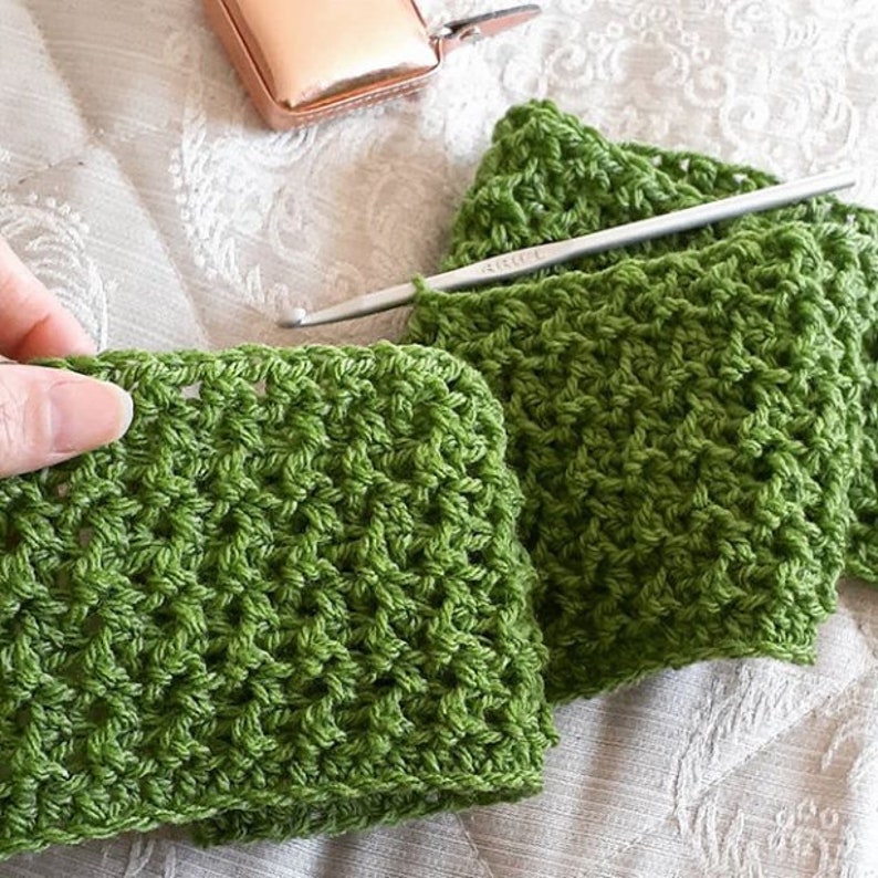 CROCHET PATTERN One Stitch Wonder - Stitch Tutorial - Make Blanket or Scarf of Any Size - PDF Download image 2